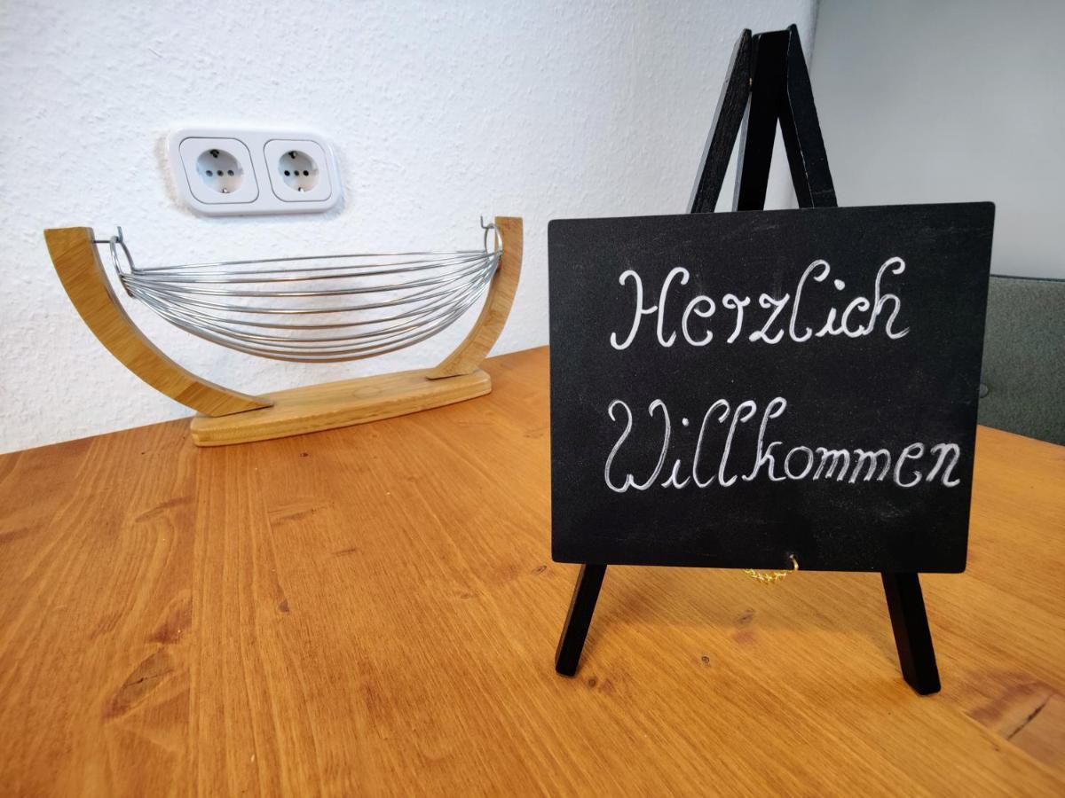 Yourfavoritebed 100M2 Designwohnung Mit Vollausstattung Plauen Luaran gambar